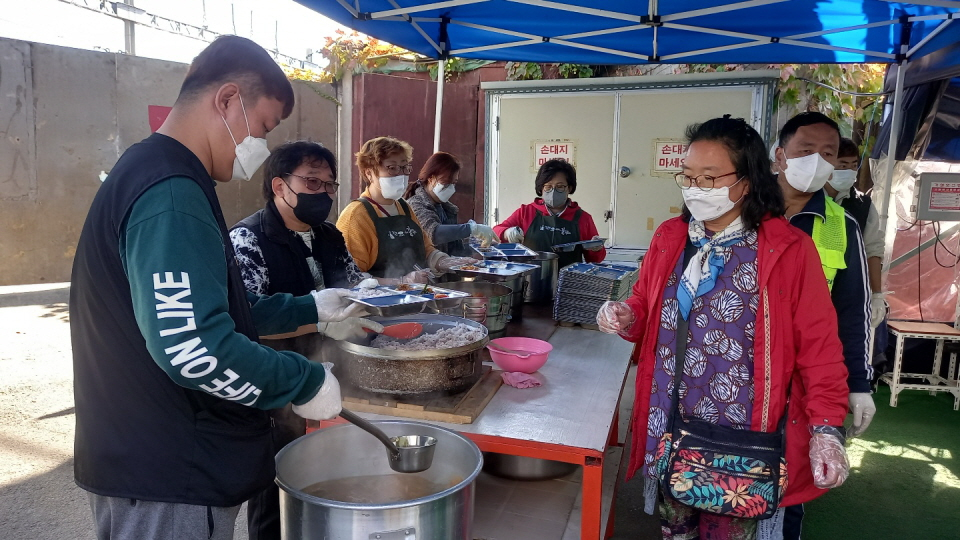 3e7b64eb5efd4093849ce1df559de09a_1666598227_0966.jpg 3e7b64eb5efd4093849ce1df559de09a_1666598227_0966.jpg