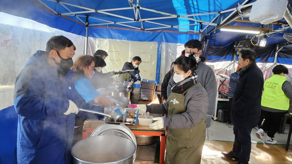 d8cc2d7ccdb96246ac0f1e72f09f31f1_1707659357_3702.jpg d8cc2d7ccdb96246ac0f1e72f09f31f1_1707659357_3702.jpg