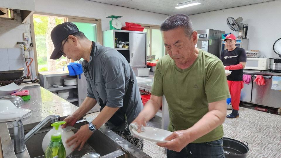 b640397e17a62ec828ec9e723da8c7e7_1732708533_2137.jpg b640397e17a62ec828ec9e723da8c7e7_1732708533_2137.jpg