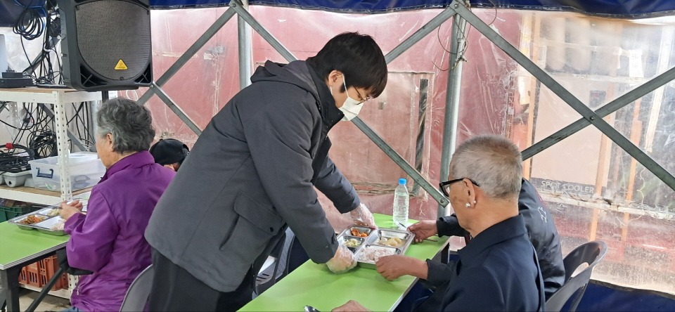 21a66260256174bf69faea51d0480246_1746280998_6941.jpg 21a66260256174bf69faea51d0480246_1746280998_6941.jpg