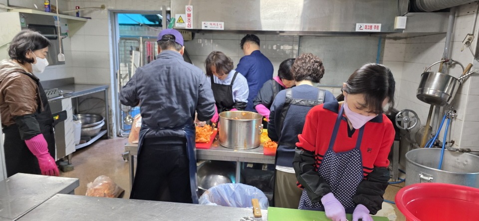 29b3693c087d588a03962661347a8428_1747378098_2418.jpg 29b3693c087d588a03962661347a8428_1747378098_2418.jpg