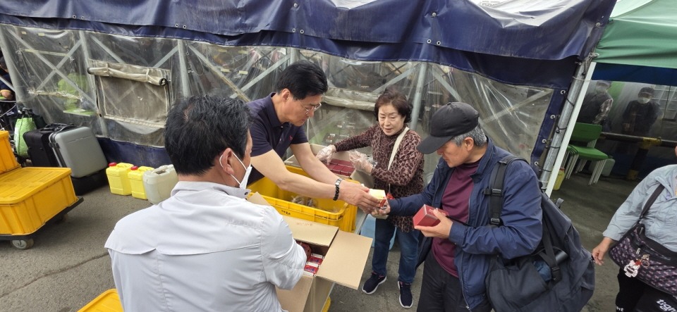 a446dff77a37d196eac6a339bd36f484_1750650876_2073.jpg a446dff77a37d196eac6a339bd36f484_1750650876_2073.jpg