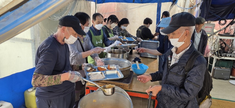 a446dff77a37d196eac6a339bd36f484_1750650876_4114.jpg a446dff77a37d196eac6a339bd36f484_1750650876_4114.jpg