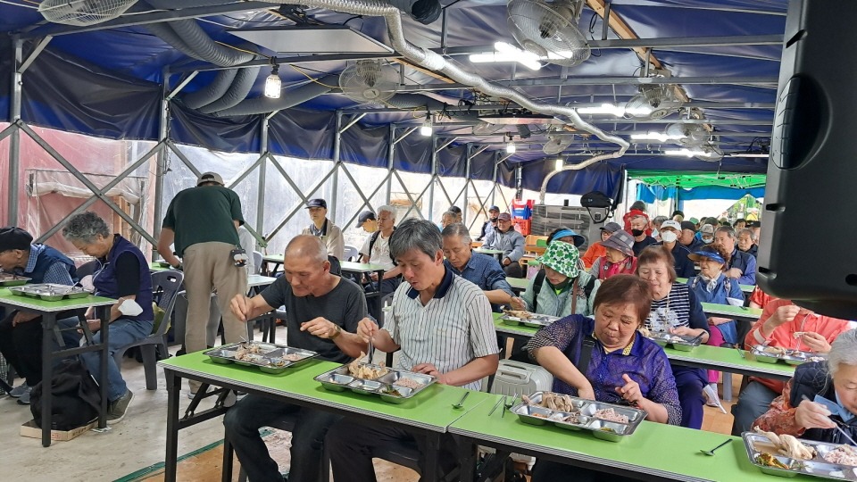 a446dff77a37d196eac6a339bd36f484_1750655381_2106.jpg a446dff77a37d196eac6a339bd36f484_1750655381_2106.jpg