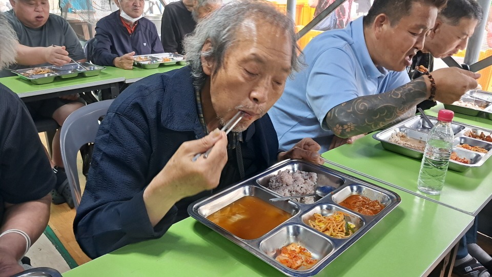 da50de5b7c45219e3b41856862b7685f_1760443578_3124.jpg da50de5b7c45219e3b41856862b7685f_1760443578_3124.jpg