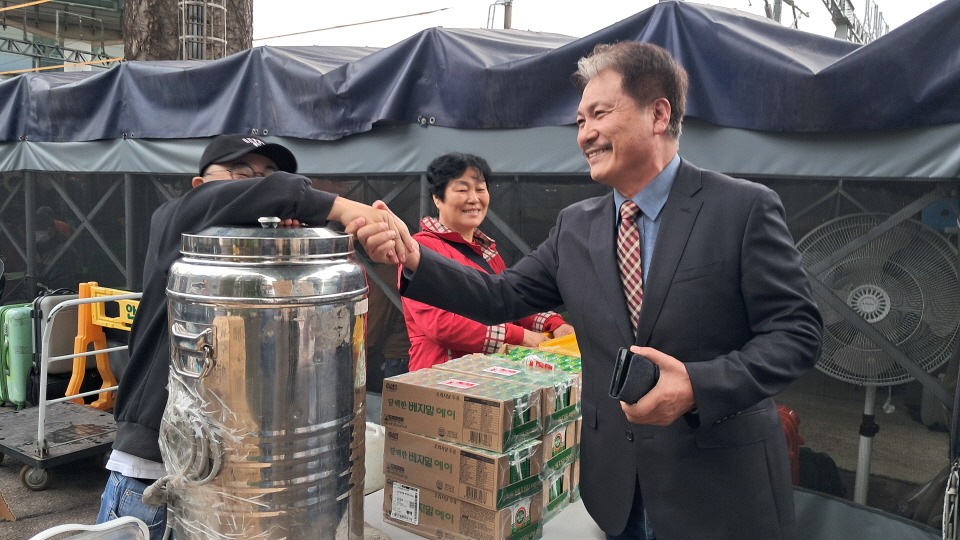 65e6c4e05df0f17f81c212f3e2f2cfa5_1762253081_8687.jpg 65e6c4e05df0f17f81c212f3e2f2cfa5_1762253081_8687.jpg