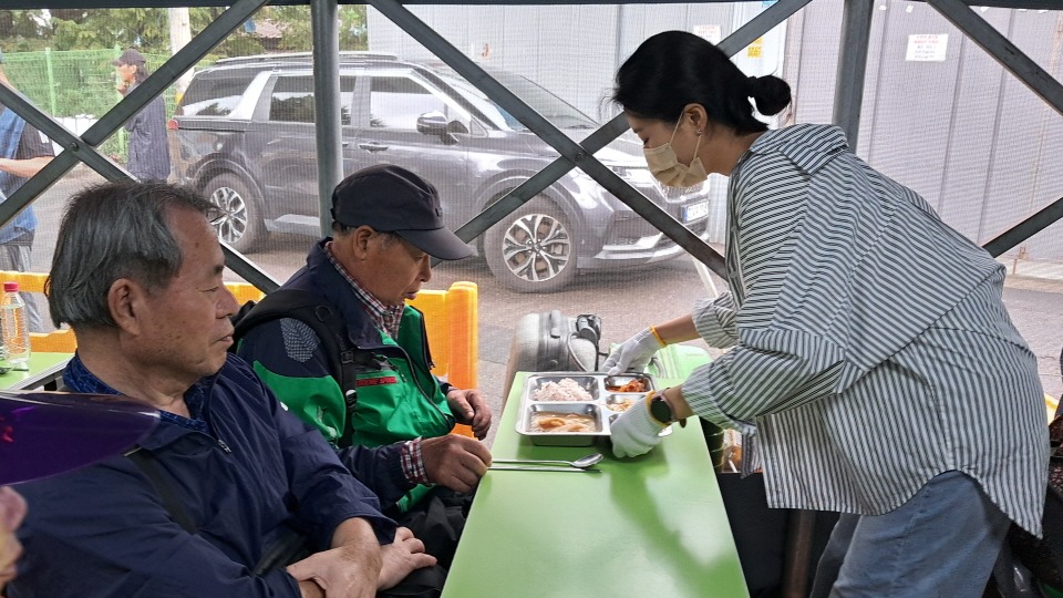 65e6c4e05df0f17f81c212f3e2f2cfa5_1762253204_0834.jpg 65e6c4e05df0f17f81c212f3e2f2cfa5_1762253204_0834.jpg