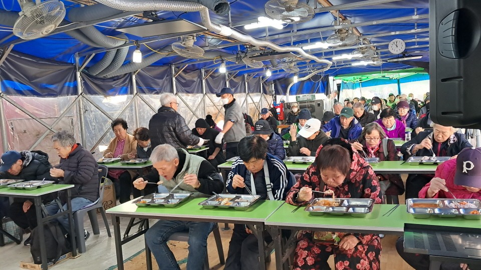 d7bacd431a632688154c491be13ba3e6_1763112566_9334.jpg d7bacd431a632688154c491be13ba3e6_1763112566_9334.jpg